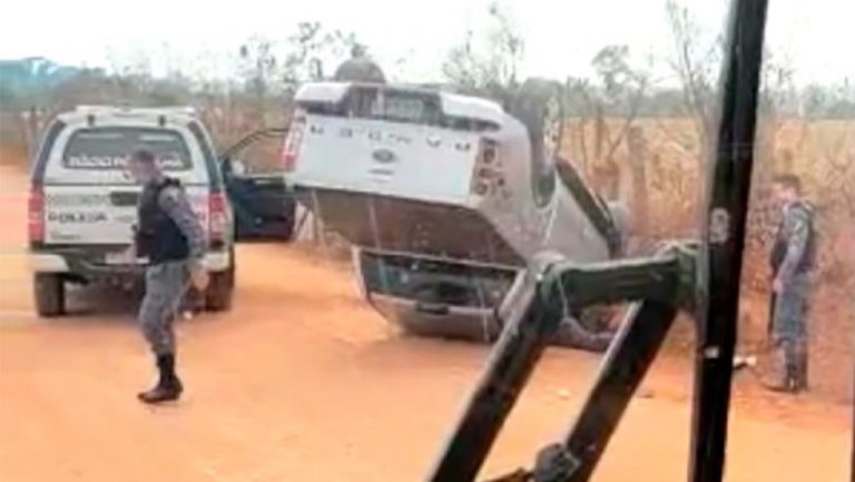 Imagem: 0a29f965e2bf90ac1f2154f81aaf2c31 768x433 1 Quatro morrem em confronto com a polícia após crime em fazenda