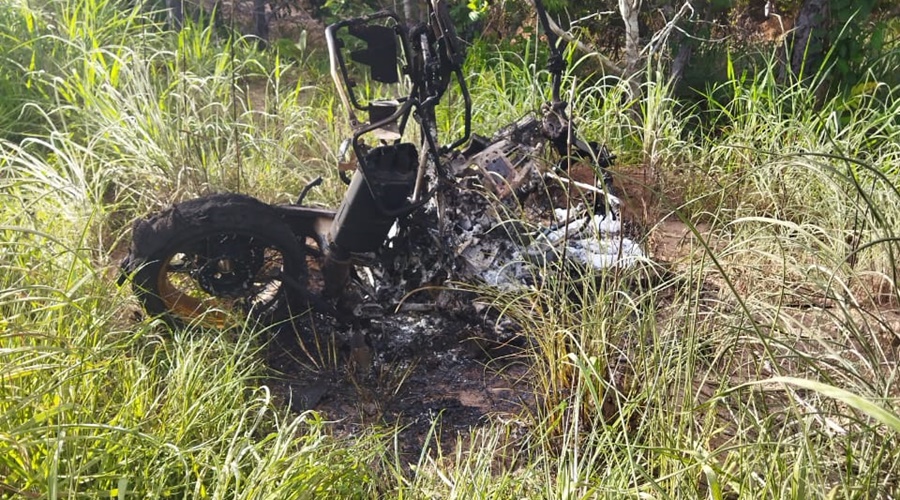 Imagem: 1477bcc2 ad64 4d50 970a 20e0446fcea0 Motociclista morre e garupa fica gravemente ferido após colisão com carreta na BR-070