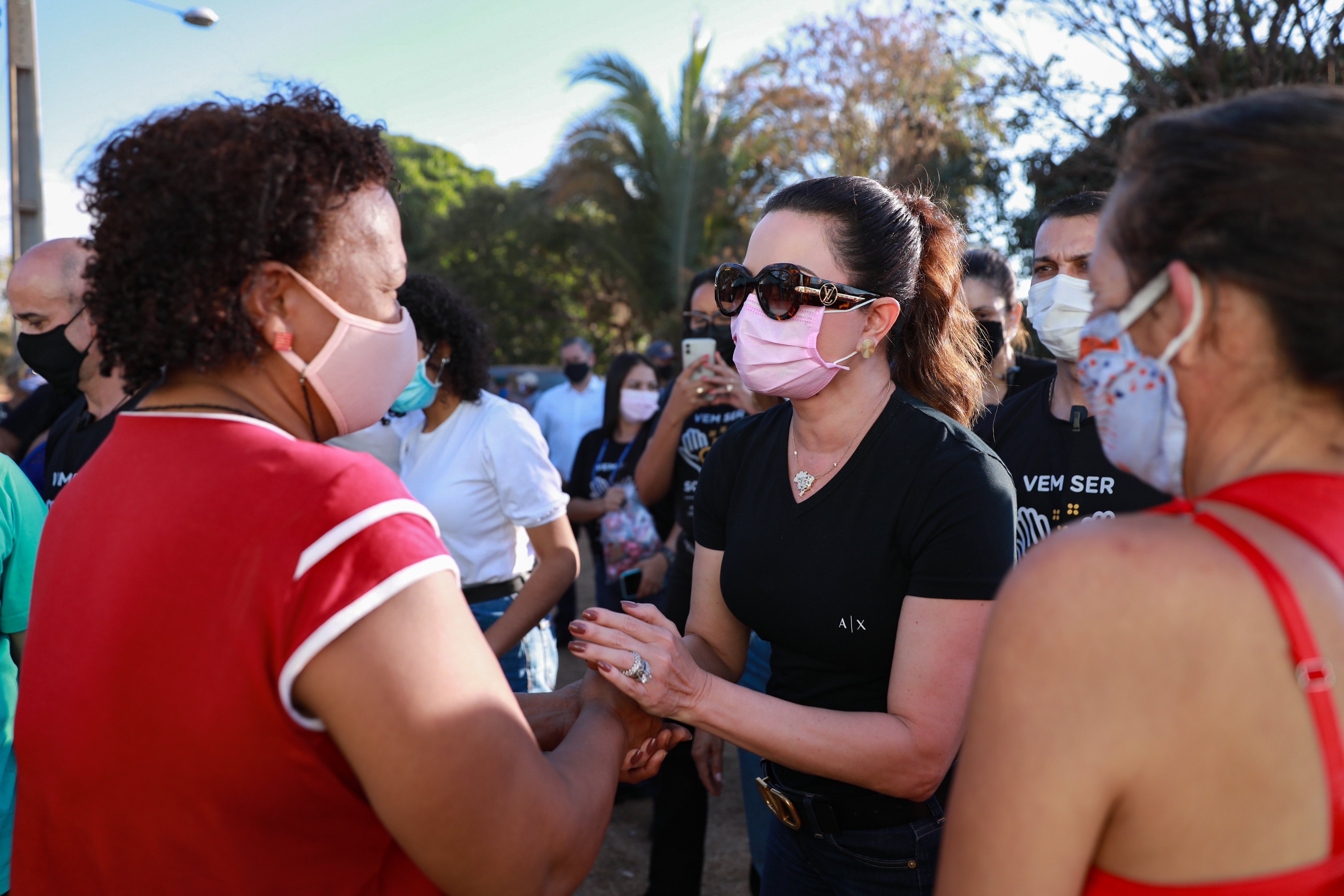 Arquivo: Primeira-dama Virginia Mendes em visita a comunidade do Rio da Casca, Chapada dos Guimarães