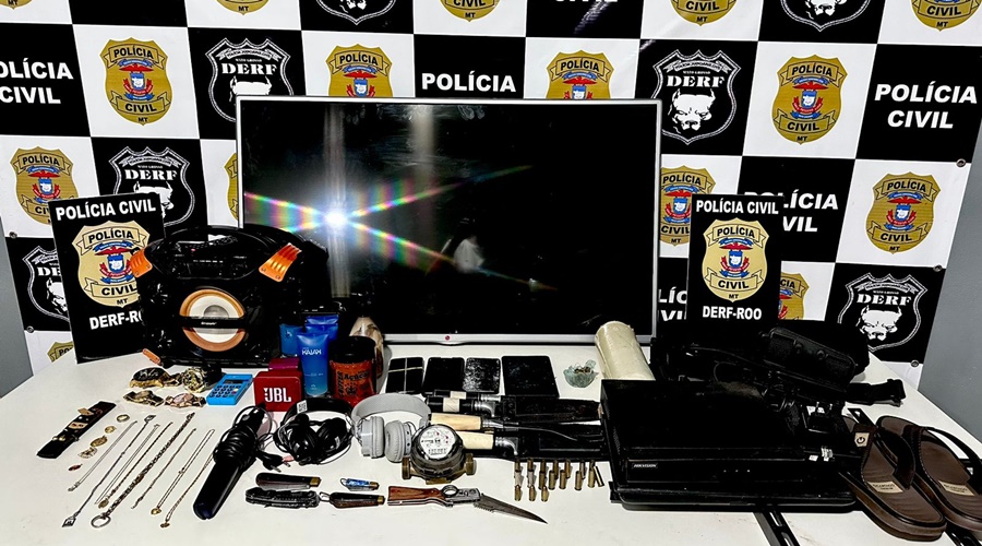 Imagem: Produtos de futos recuperados Derf prende suspeitos com drogas e produtos furtados da casa de um policial civil