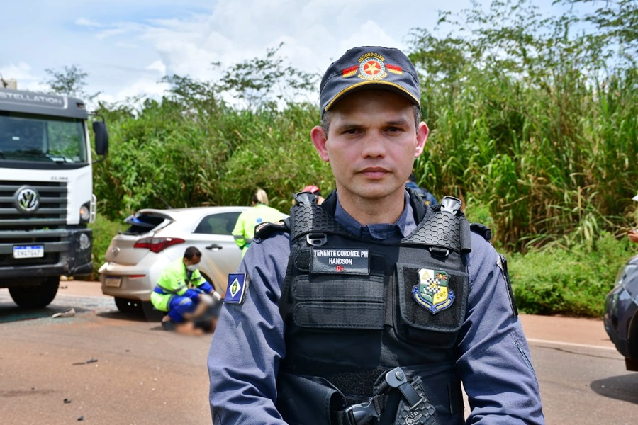 Imagem: Tenente coronel Handson Bandidos roubam carro em Chapada, fazem vítima refém e um acaba morto em Rondonópolis durante perseguição