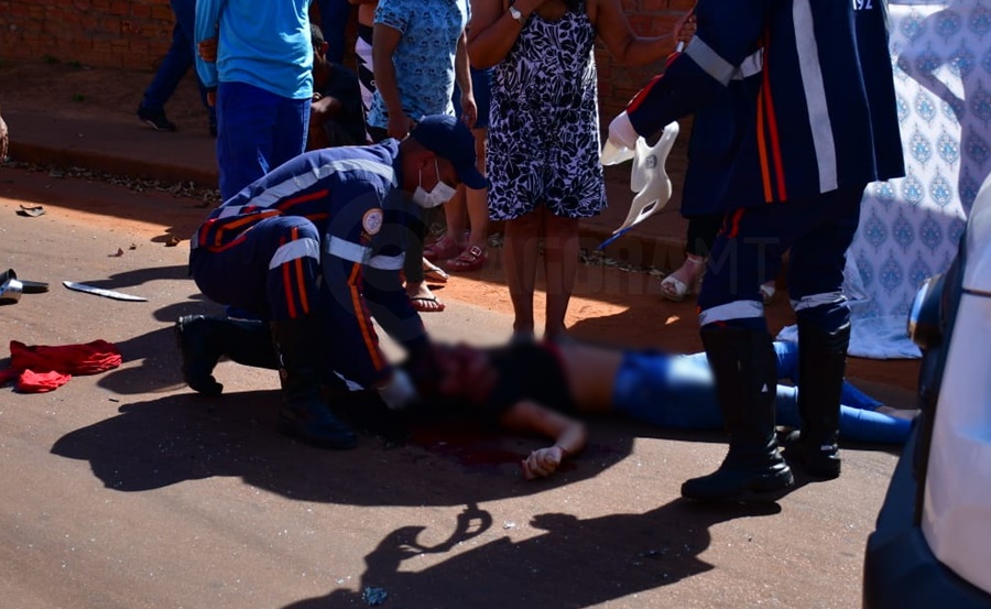 Imagem: jovem caida Menor de 16 anos sofre traumatismo e é entubada no local após batida com carro em Rondonópolis