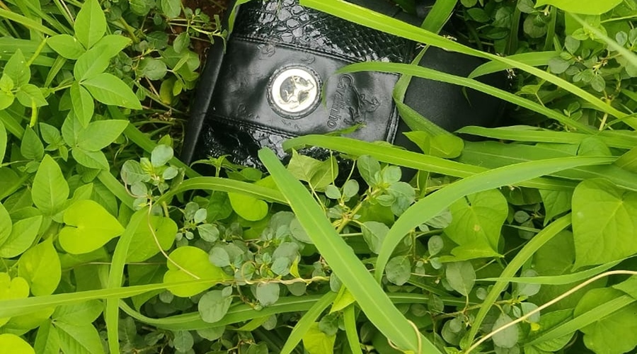 Imagem: bolsa furtada na mata Moto sem placa chama atenção da PM e acaba identificada como furtada em Rondonópolis